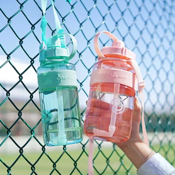 2-Litreni Sportska boca za vodu za fitness Plastična Boca za vodu velikog kapaciteta sa slamom Za penjanje na otvorenom Biciklistička boca za Vodu za piće