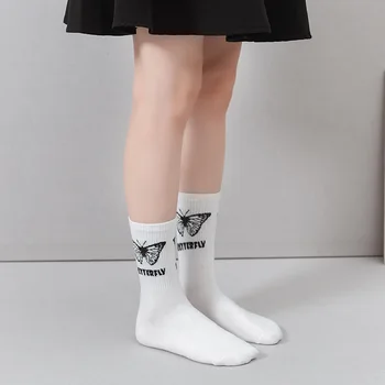 Ženske čarape Dama Djevojka Leptir Crno Bijeli Zapadni Ulični Stil Slatka Sretan Lijepe Sportske Pamučne Čarape Harajuku Prozračni